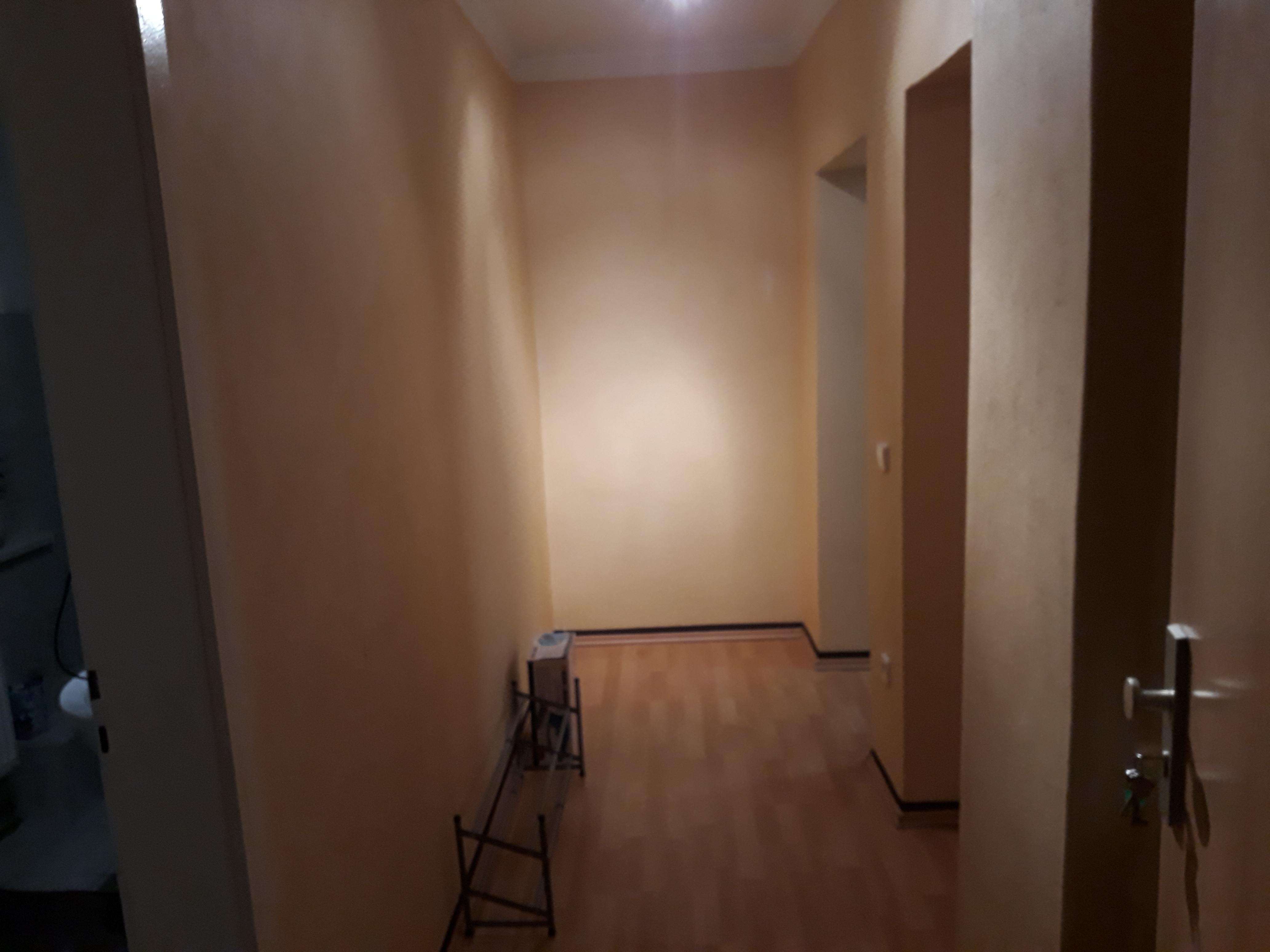 Monteurwohnung - Parkplatz: kostenpflichtige Parkplätze in der Straße - Brandenburg - Wohnung-Felix