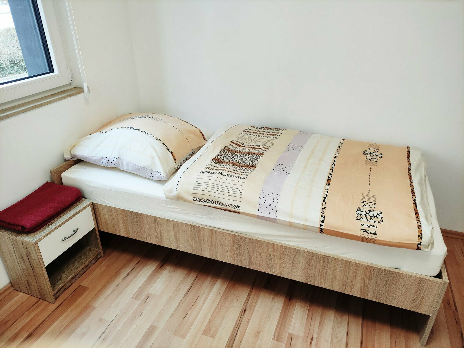 Monteurwohnung - Zimmertyp: Mehrbettzimmer - Hessen - Trong Thuy Nguyen