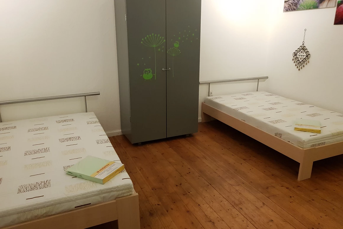 Monteurzimmer: Die Perspektive,  Monteurzimmer, 9 Betten, Haus, Nähe Kaiserslautern, Ramstein