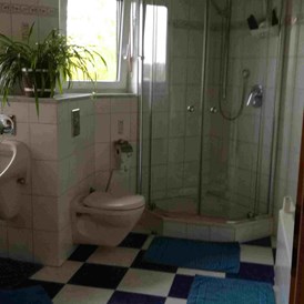 Monteurzimmer: Badezimmer - Unterkunft für Monteure, Facharbeiter, Handwerker