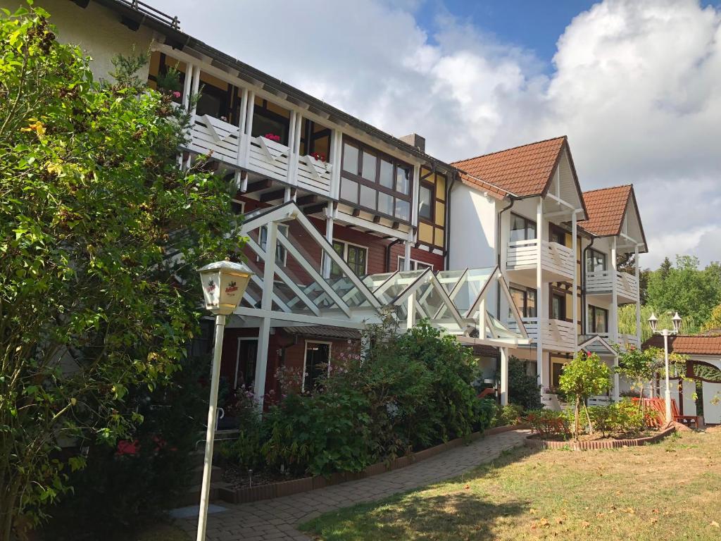 Monteurwohnung - Küche: Küchenmitbenutzung - Weserbergland, Harz ... - Haus Tonburg