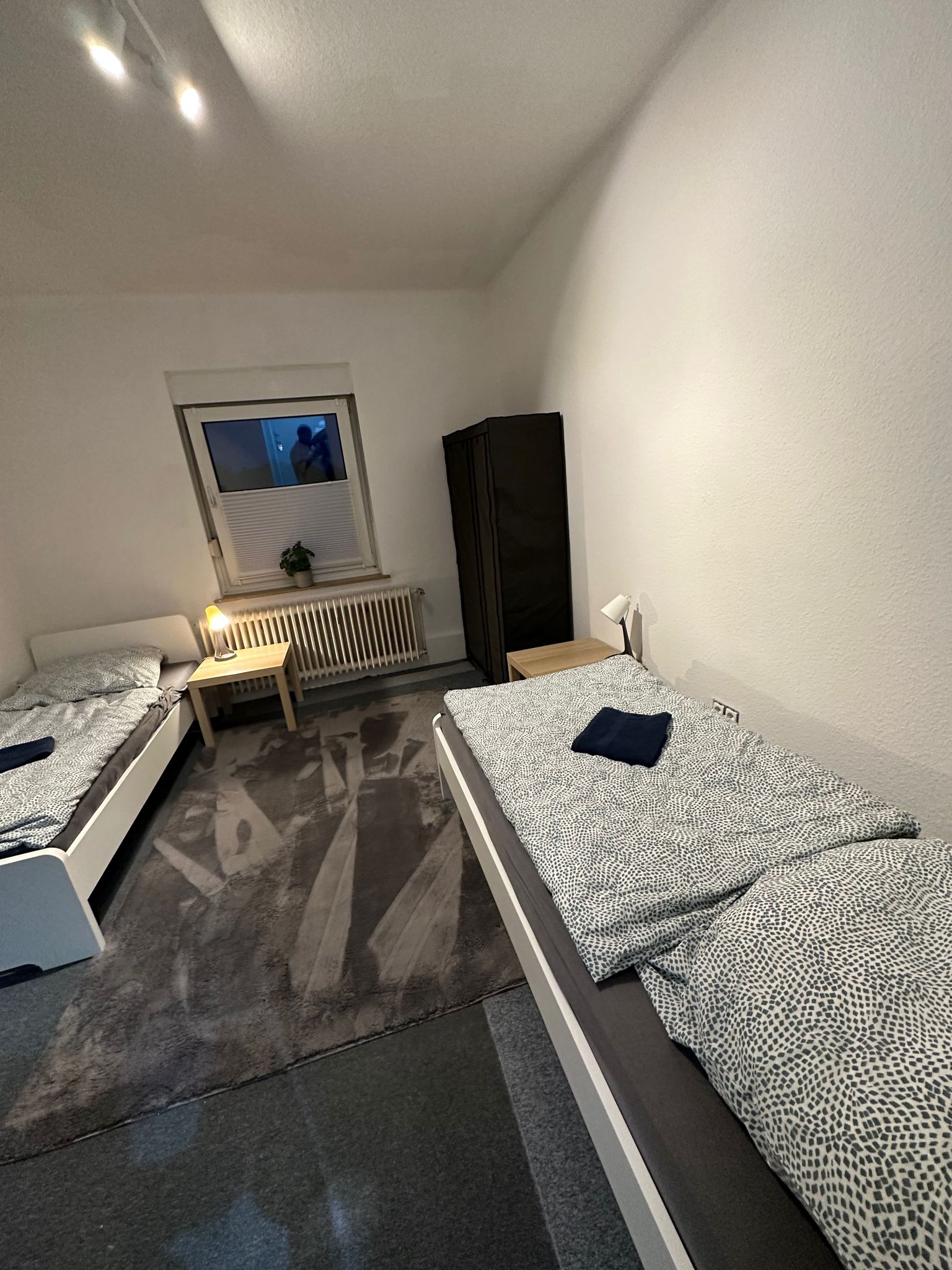 Monteurwohnung - Bettwäsche: Bettwäsche inklusive - MW I. Eisenbahnstraße 7 1. OG