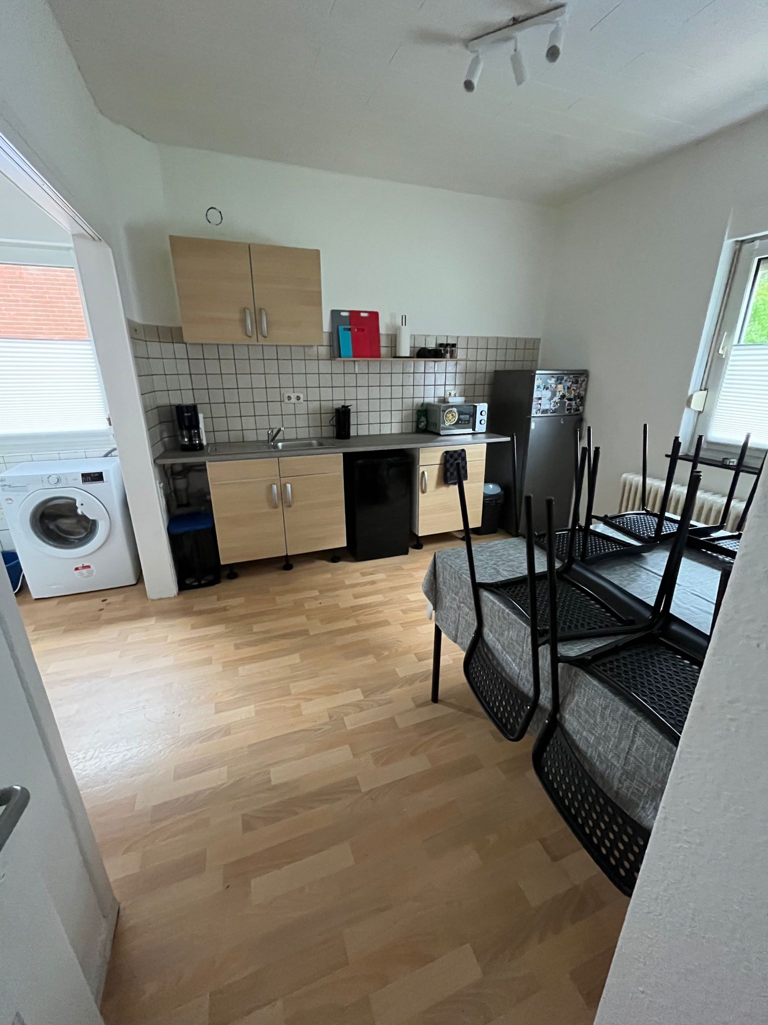 Monteurwohnung - Bettwäsche: Bettwäsche inklusive - MW II. Eisenbahnstraße 7 EG