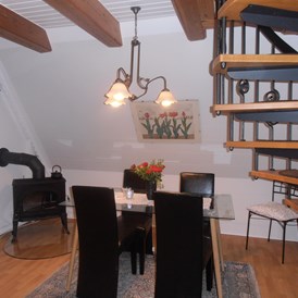 Monteurzimmer: Wohn/Esszimmer kombiniert - Ferienhaus Muschel