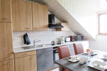 Monteurzimmer: Ferienwohnung 2 mit voll ausgestatteter Küche - Ferienwohnungen Liebl im Altmühltal