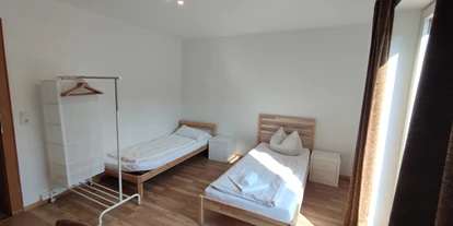 Monteurwohnung - Einzelbetten - Tirol - Schlafzimmer - Personalhaus mit fünf Schlafzimmern