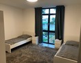 Monteurzimmer: 90qm 5+1 renovierte & möbl. Wohnung mit Sky&DAZN & Grillplatz