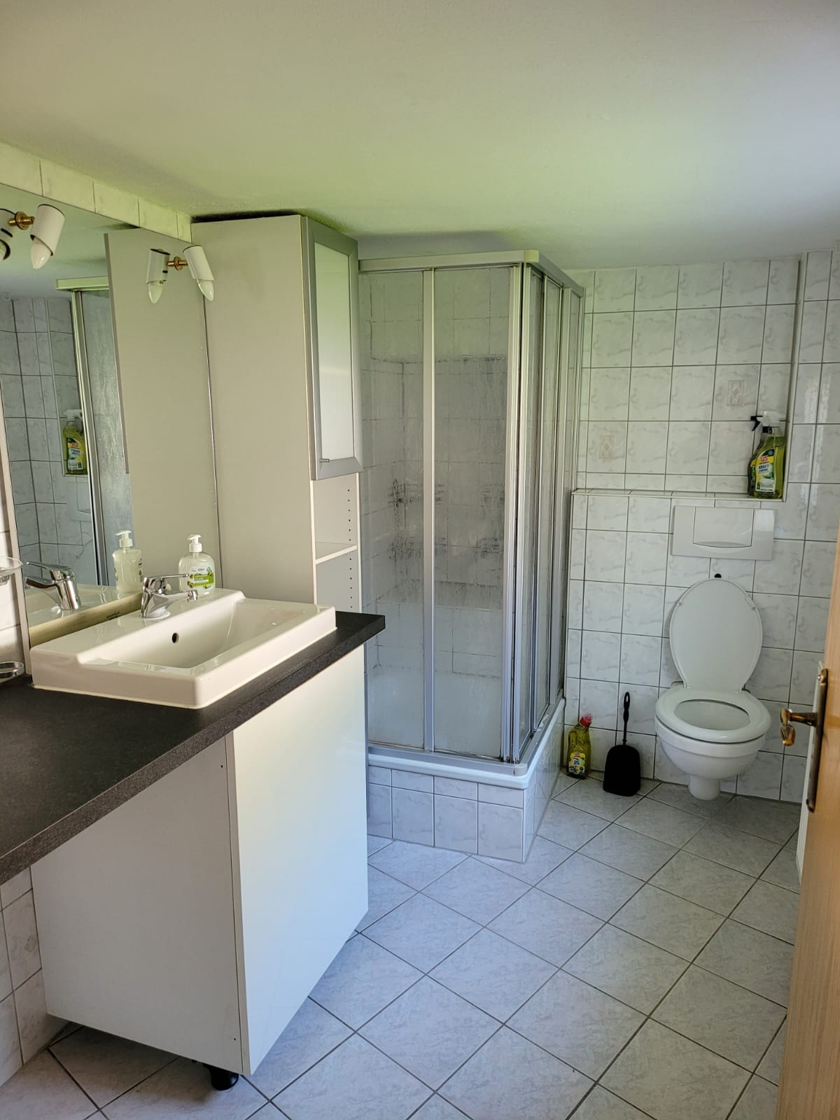 Monteurwohnung - Zimmertyp: Mehrbettzimmer - Heusenstamm - Badezimmer - Großkrotzenburg