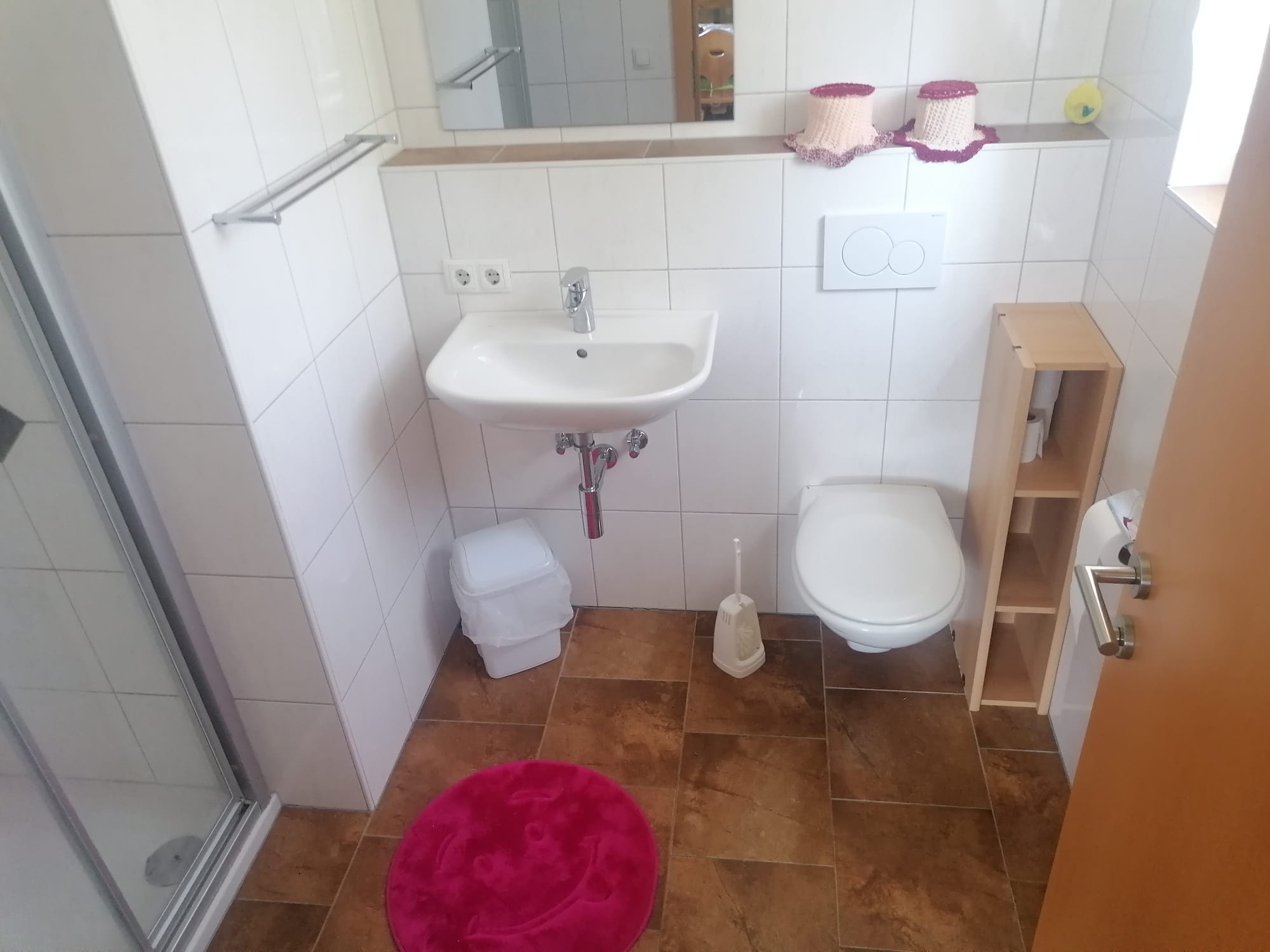 Monteurzimmer: Bad und WC (2x verfügbar)  - Schrofelerhof 