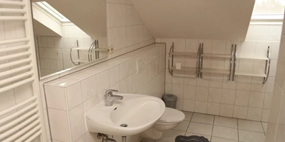 Monteurwohnung - Heilbronn Lauffen am Neckar - Bad - Monteurzimmer Gemmingen-Stebbach