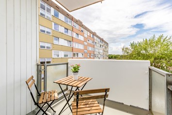 Monteurzimmer: Balkon, HomeRent Unterkunft in Dormagen - HomeRent in Dormagen, Monheim, Langenfeld, Rommerskirchen