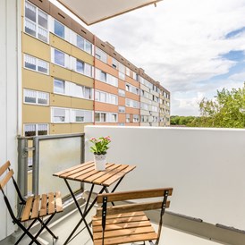 Monteurzimmer: Balkon, HomeRent Unterkunft in Dormagen - HomeRent in Dormagen, Monheim, Langenfeld, Rommerskirchen