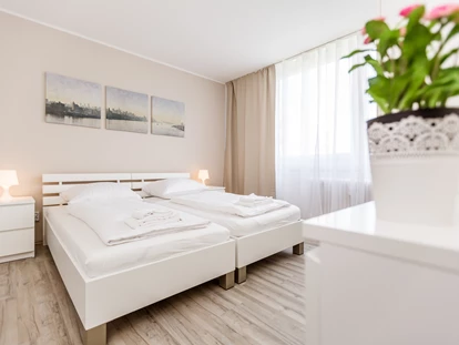 Monteurwohnung - TV - Deutschland - Schlafzimmer, HomeRent Unterkunft in Dormagen - HomeRent in Dormagen, Monheim, Langenfeld und Grevenbroich