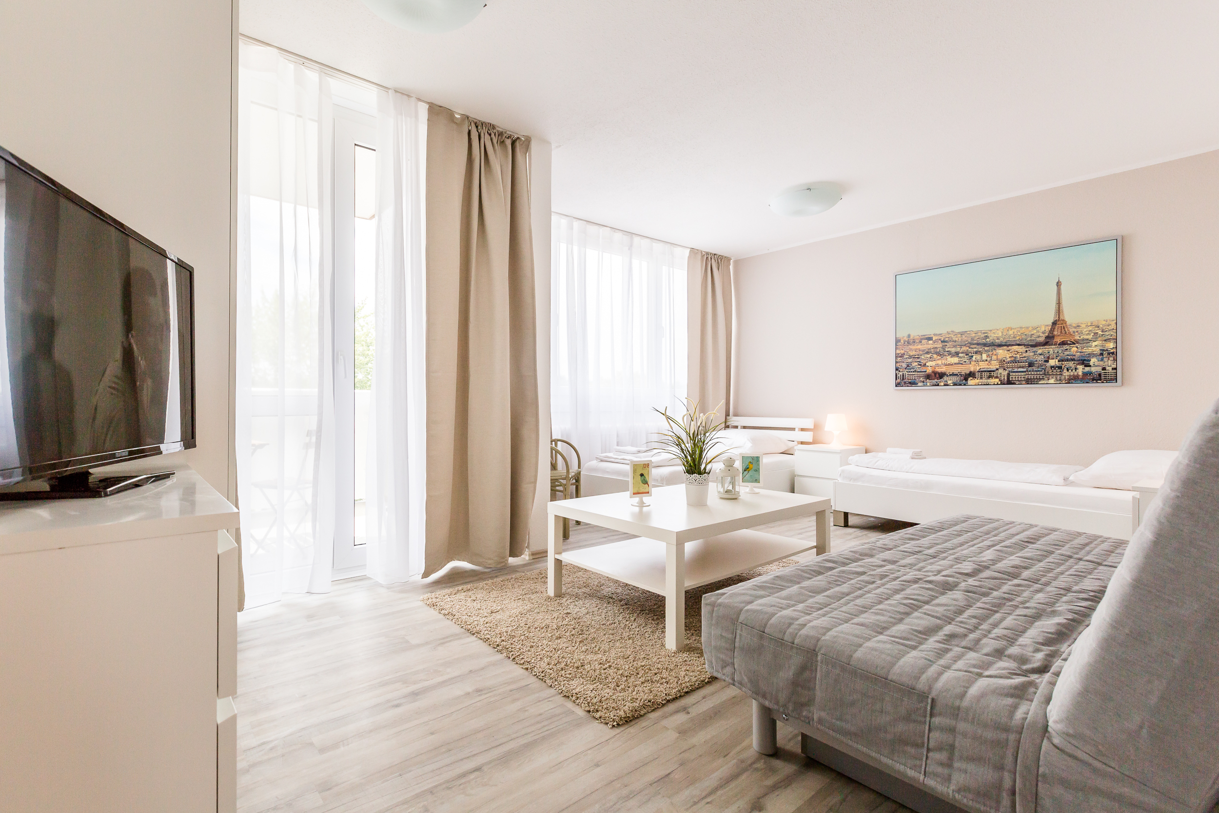 Monteurwohnung - Kaffeemaschine - Neuss - Wohnbereich, HomeRent Unterkunft in Dormagen - HomeRent in Dormagen, Monheim, Langenfeld und Grevenbroich