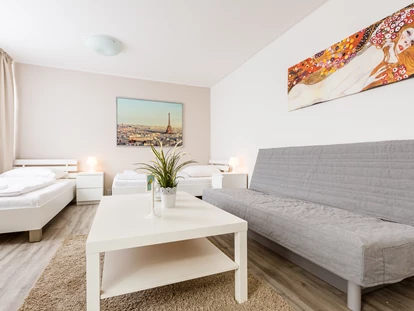 Monteurwohnung - TV - Deutschland - Wohnbereich, HomeRent Unterkunft in Dormagen - HomeRent in Dormagen, Monheim, Langenfeld und Grevenbroich