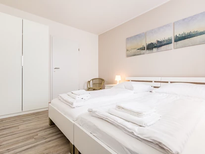 Monteurwohnung - TV - Deutschland - Schlafzimmer, HomeRent Unterkunft in Dormagen - HomeRent in Dormagen, Monheim, Langenfeld und Grevenbroich