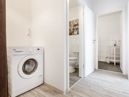 Monteurwohnung - TV - Deutschland - Flur, HomeRent Unterkunft in Dormagen - HomeRent in Dormagen, Monheim, Langenfeld und Grevenbroich