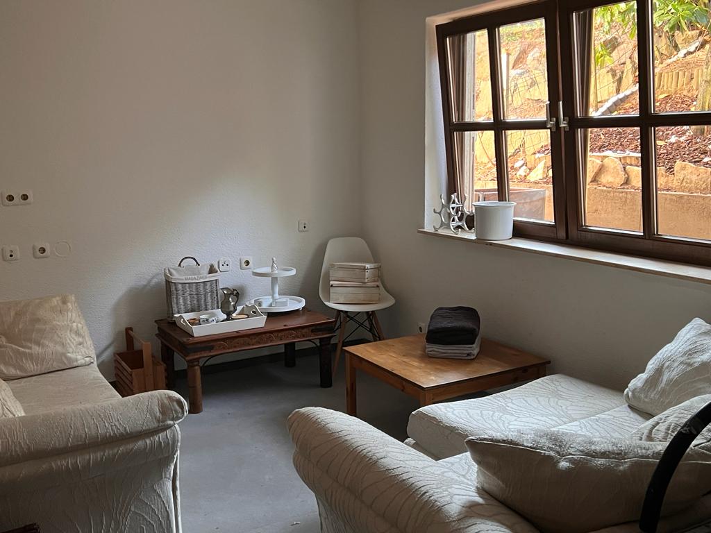 Monteurwohnung - Kleinostheim - Zwei-Zimmer-Wohnung ruhig am Waldrand