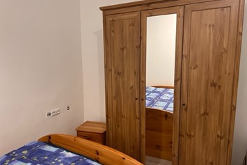 Monteurzimmer: Zwei-Zimmer-Wohnung ruhig am Waldrand