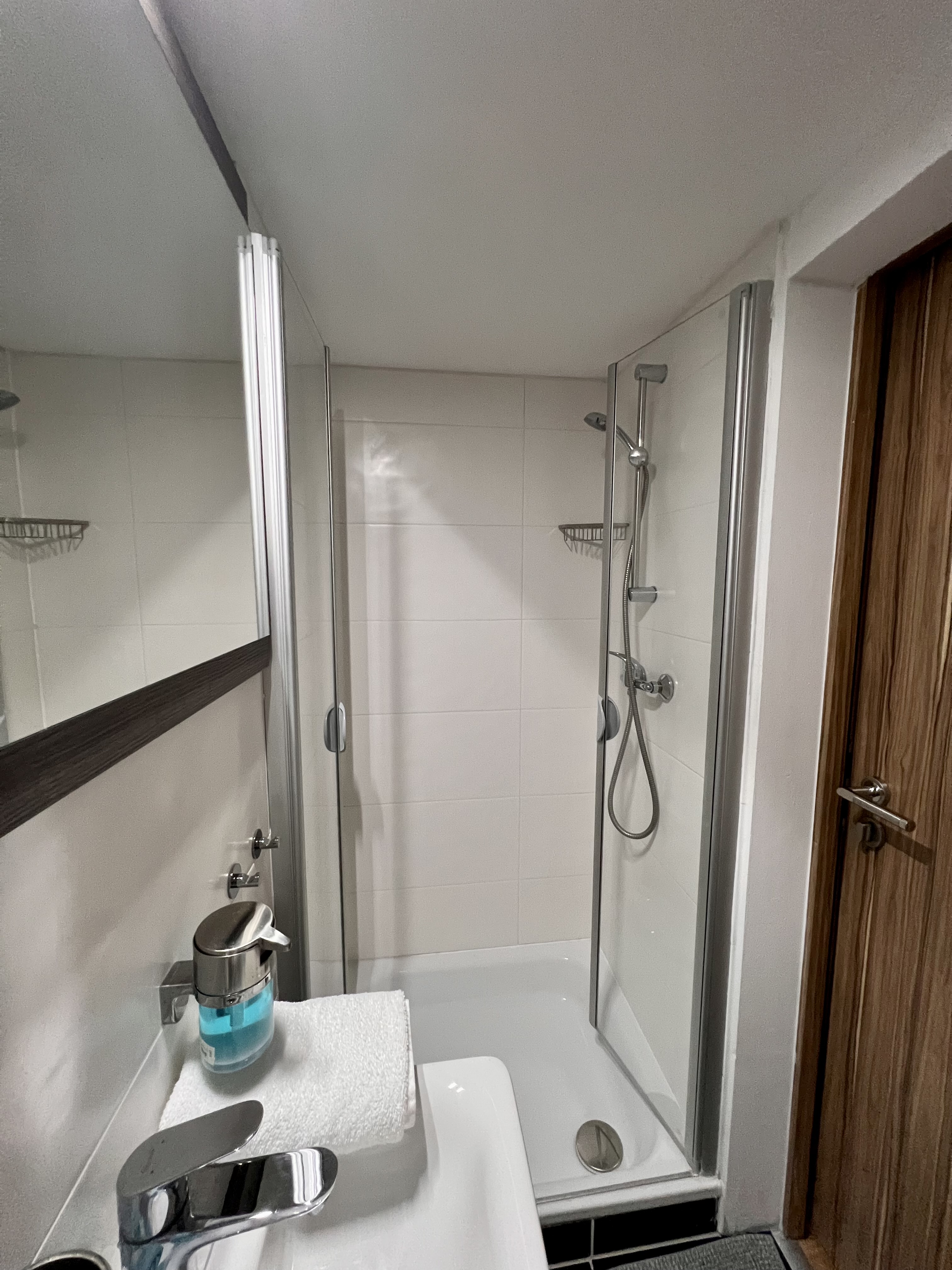 Monteurwohnung - Kühlschrank - Schweiz - Studio Nähe Zug