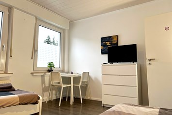 Monteurzimmer: Schlafzimmer, HomeRent Unterkunft in Kleve - HomeRent in Kleve, Bedburg-Hau, Goch, Kranenburg