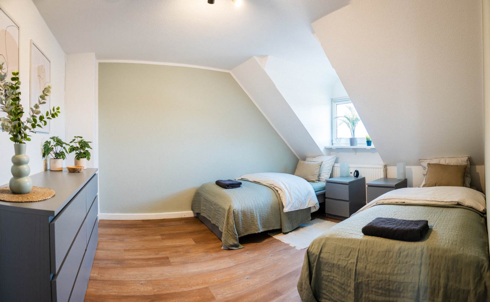 Monteurzimmer: HomeRent in Kleve und Bedburg-Hau