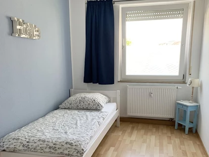 Monteurwohnung - TV - Deutschland - Schlafzimmer, HomeRent Unterkunft in Hemer - HomeRent in Hemer (Sauerland)