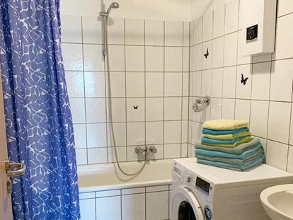 Monteurwohnung - TV - Deutschland - Badezimmer, HomeRent Unterkunft in Hemer - HomeRent in Hemer (Sauerland)