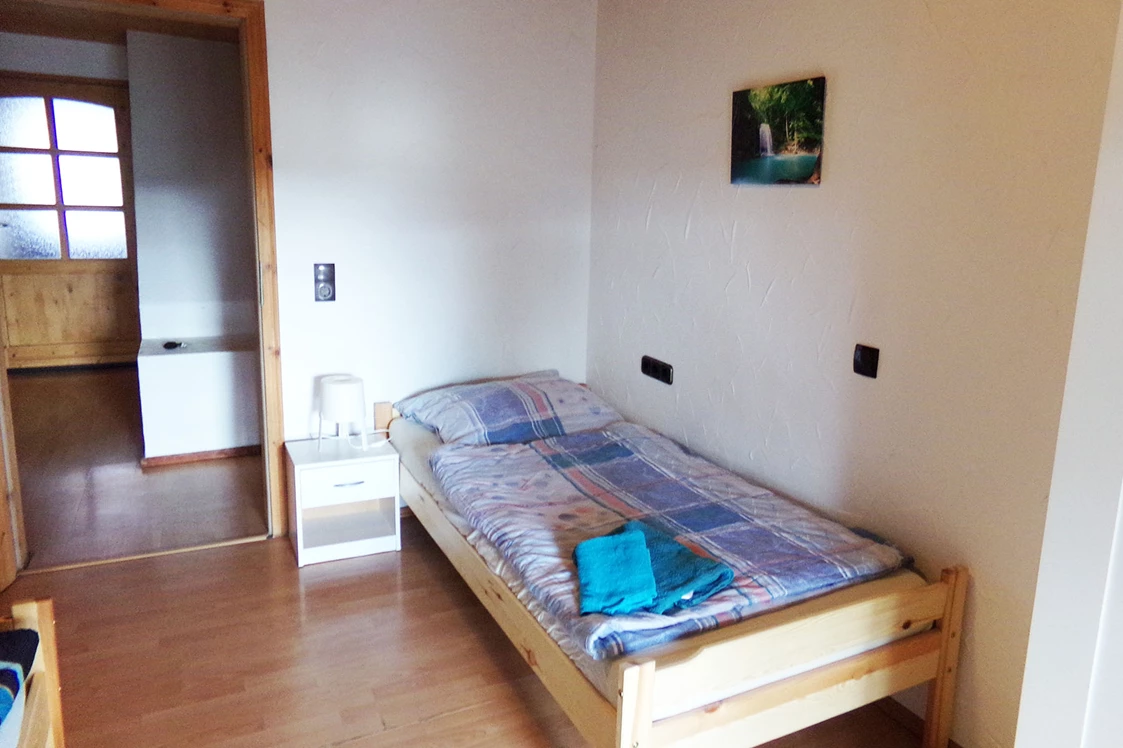 Monteurzimmer: Schlafzimmer, HomeRent Unterkunft in Laichingen - HomeRent in Laichingen, Hohenstadt, Feldstetten