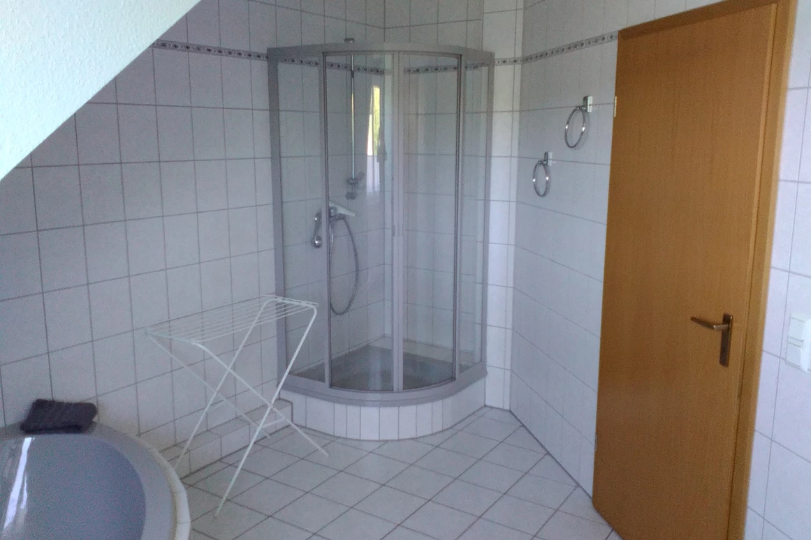 Monteurzimmer: Bad - Ferienwohnung-Nickel, Niemetal