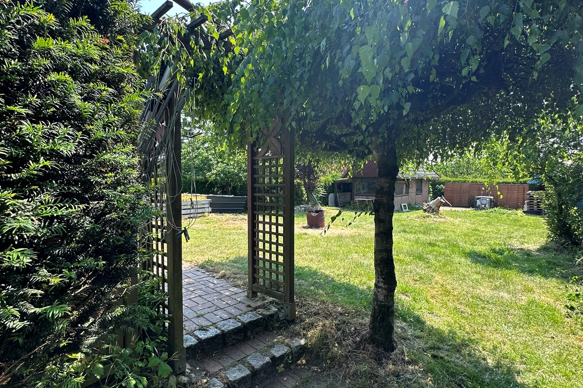 Monteurzimmer: Montagewohnung "Kleine Auszeit" Monteurzimmer 8 Zimmer zentral