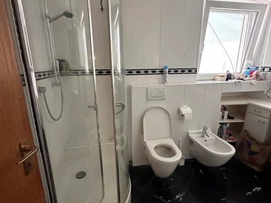 Monteurzimmer: Montagewohnung "Kleine Auszeit" Monteurzimmer 8 Zimmer zentral