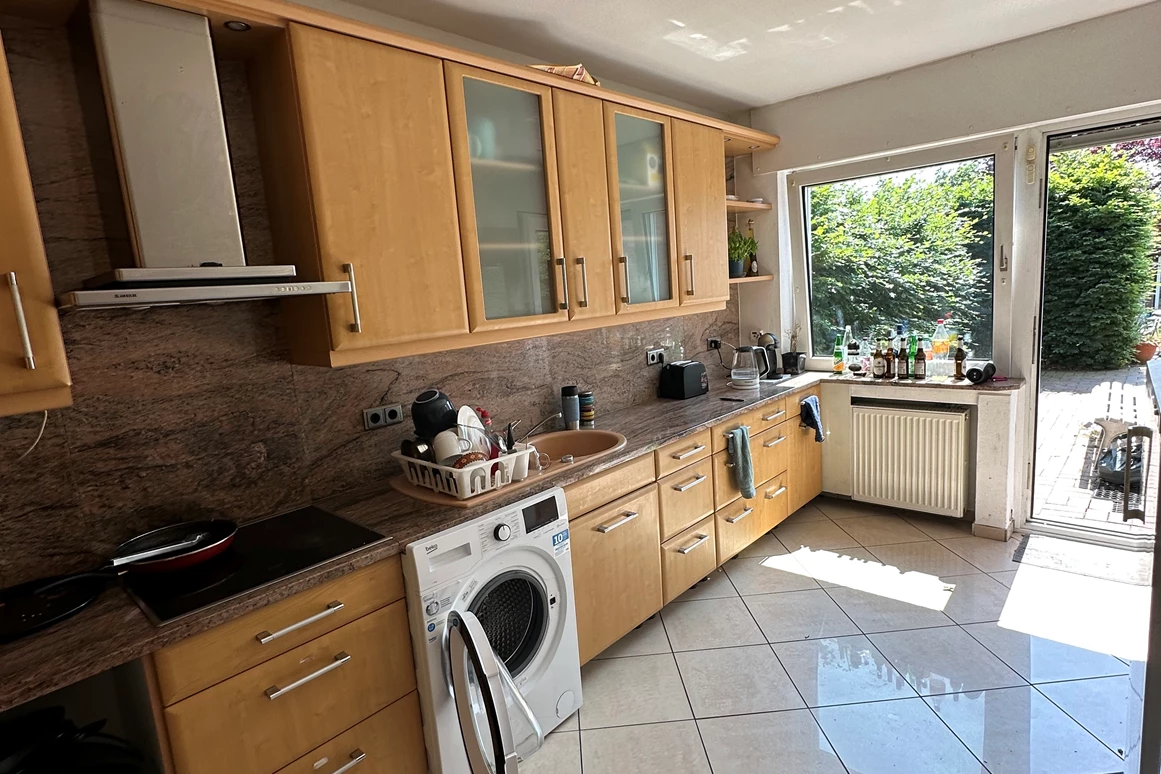 Monteurzimmer: Montagewohnung "Kleine Auszeit" Monteurzimmer 8 Zimmer zentral