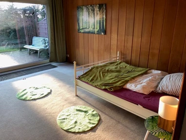 Monteurzimmer: Montagewohnung "Kleine Auszeit" Monteurzimmer 8 Zimmer zentral