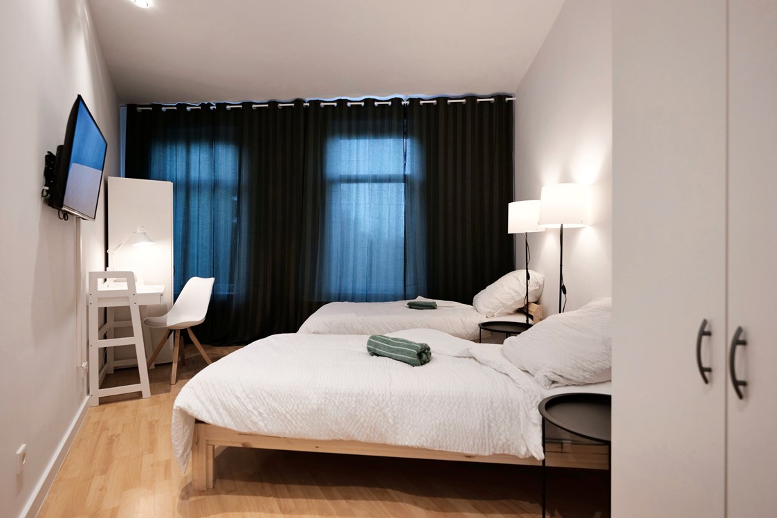 Monteurzimmer: NOVA BEDS Neue Monteurwohnungen im Haus Weseler, Duisburg-Walsum