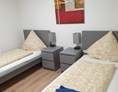 Monteurzimmer: Zweibettzimmer 40€ für 2 Personen pro Nacht. Einzelbelegung -10%
Monatsbelegung -30% - Workers Heaven Pflüger Gästezimmer