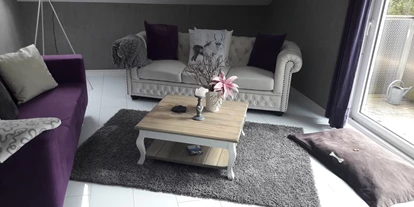 Monteurwohnung - Uslar - Wohnzimmer Solling-Lounge II - Solling-Lounge