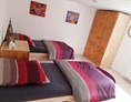 Monteurzimmer: 2er Bett Zimmer, einfach ausgestattet inkl. Bettwäsche - Monteurunterkunft für bis zu 5 Personen