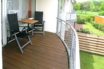 Monteurzimmer: FeWo 2 mit Balkon - Ferienwohnungen am Kurpark Bad Zwischenahn