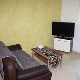 Monteurzimmer: Gästezimmer mit TV und WLAN - Refugium