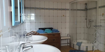 Monteurwohnung - Badezimmer: eigenes Bad - Münsterland - Monteurzimmer - Elisabeths-farm- Ferienwohnung