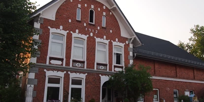 Monteurwohnung - Rethwisch (Kreis Stormarn) - Kulturhof Nienwohld - Gemütliches Gästezimmer in Land-WG zwischen Hamburg und Lübeck