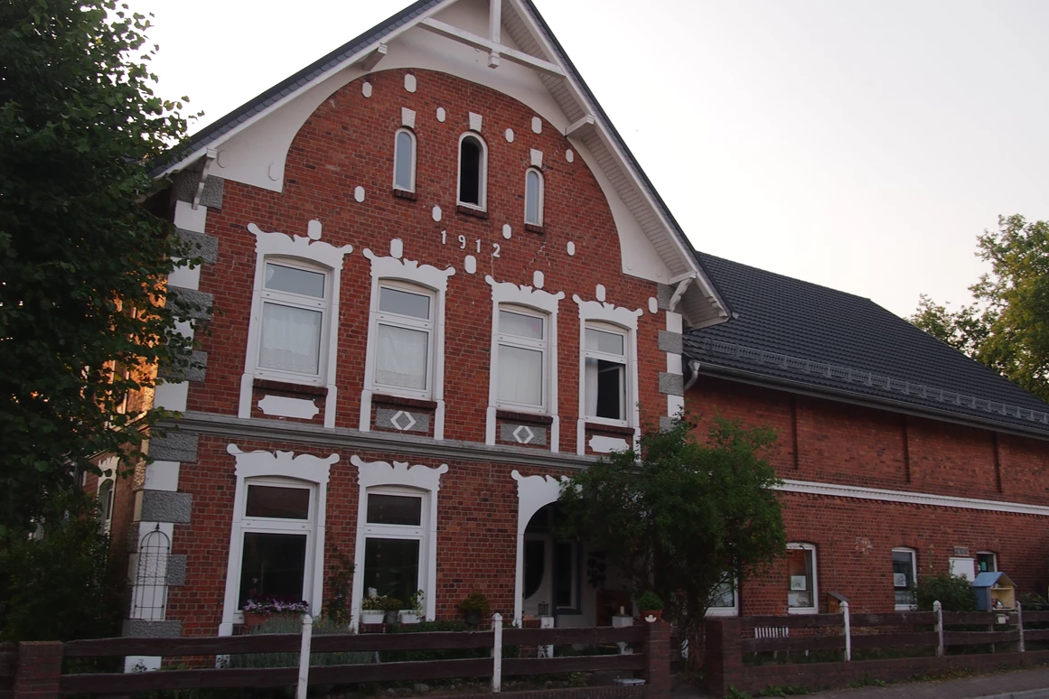 Monteurzimmer: Kulturhof Nienwohld - Gemütliches Gästezimmer in Land-WG zwischen Hamburg und Lübeck