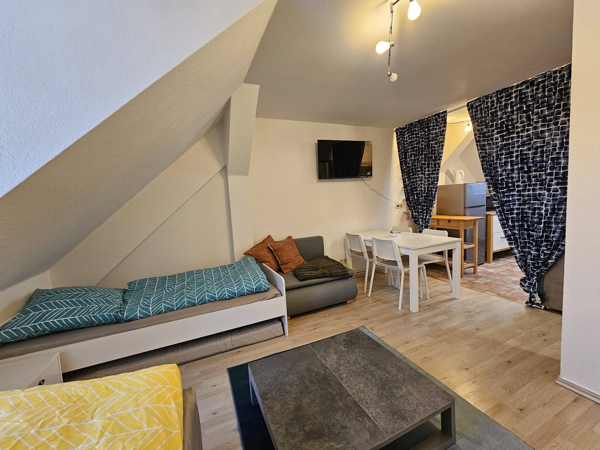 Monteurwohnung - Zimmertyp: Mehrbettzimmer - Schkopau - Monteurzimmer| Ferienwohnung StayINN Halle (Saale) 