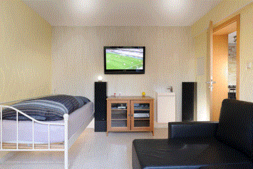Monteurwohnung: Monteurzimmer mit Einzelbett - Monteurwohnung in Nürnberg - möbliertes Wohnen auf Zeit