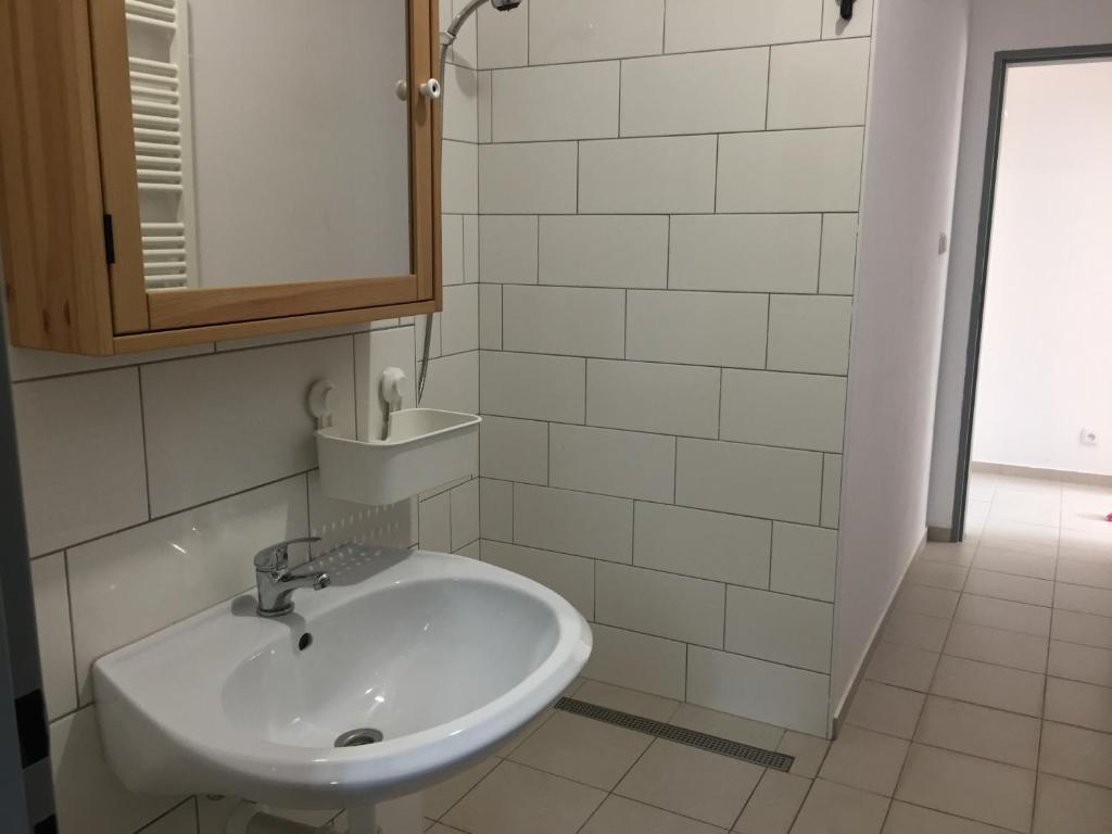 Monteurzimmer: Račice U Kanálu