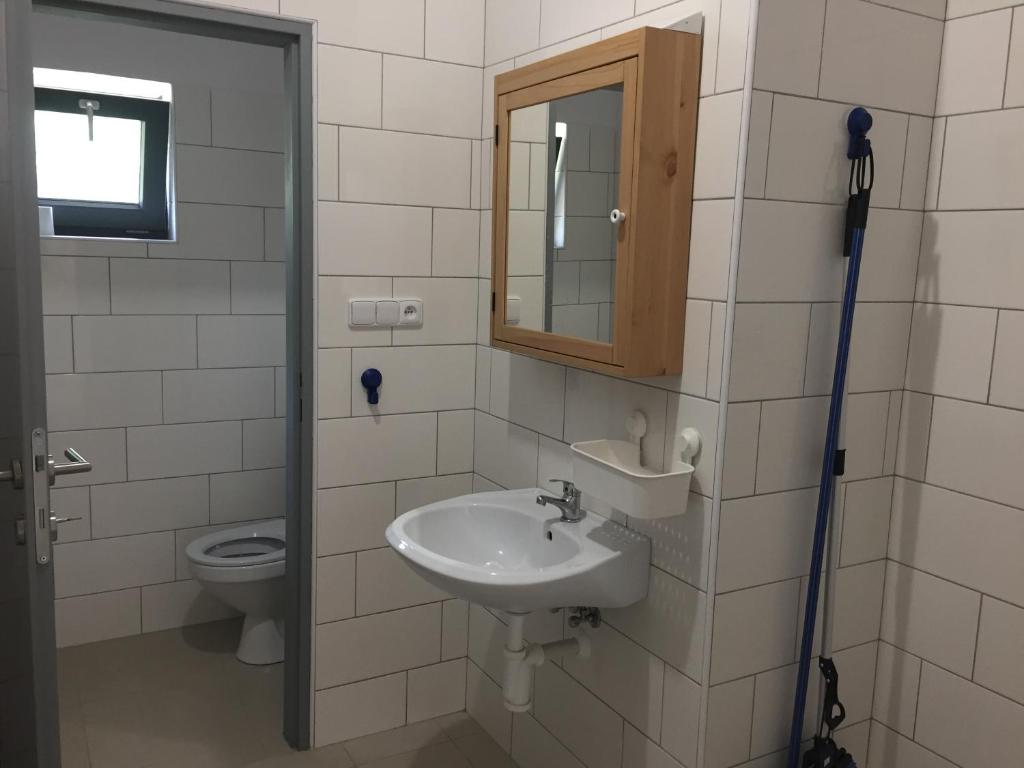 Monteurzimmer: Račice U Kanálu