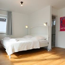 Monteurzimmer: Wunderbare 140m² Wohnung in München Süd (7 Schlafplätze)