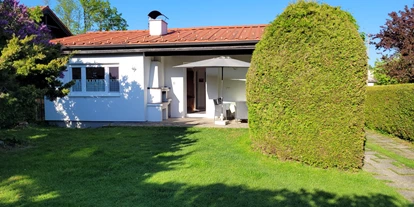 Monteurwohnung - Parkplatz: eigener Parkplatz vorhanden - Österreich - Ruhig gelegenes Haus zum Alleinbewohnen mit idyllischem Garten, 300m vom Attersee entfernt - Haus zum Alleinbewohnen in Seewalchen