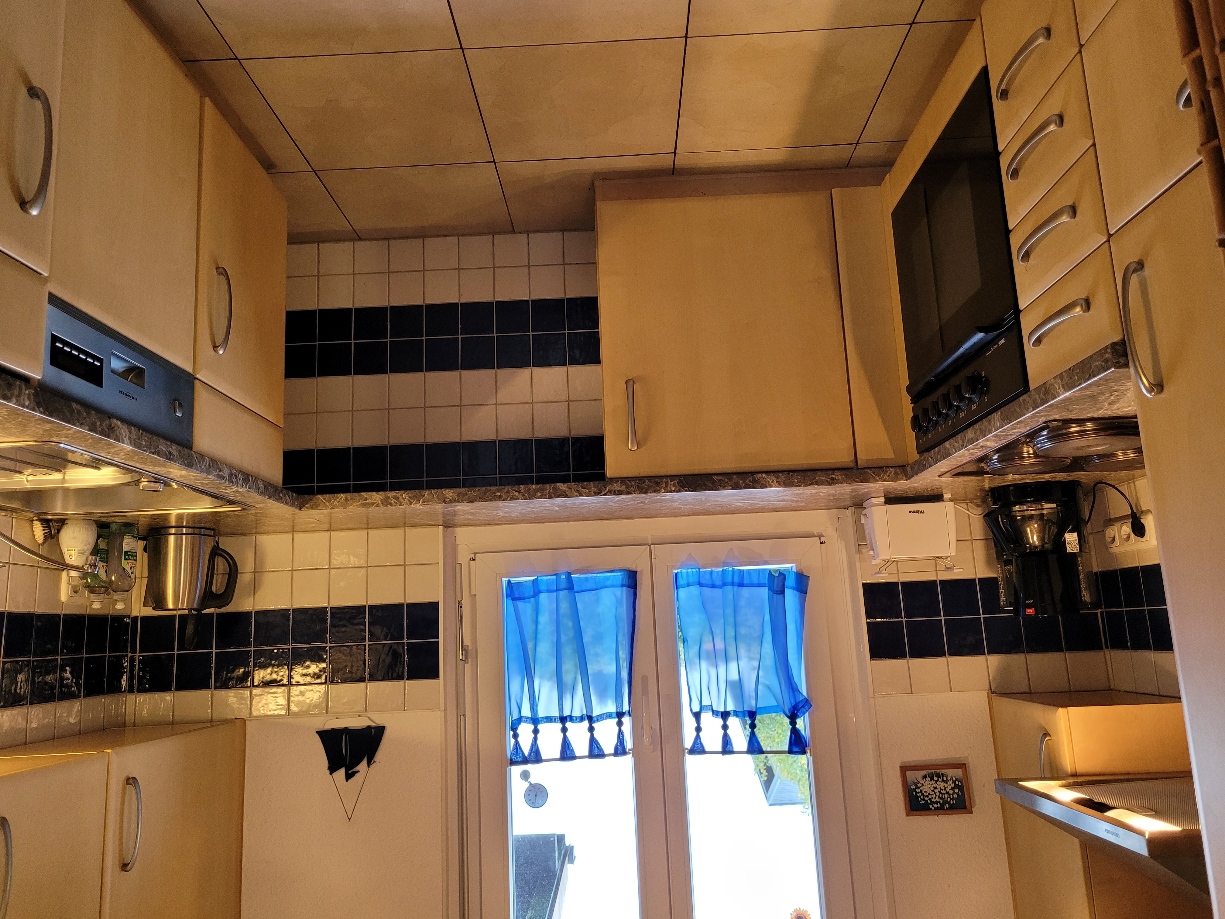 Monteurzimmer: Küche mit allen E- Geräten komplett,
Waschmaschine und Geschirrspüler vorhanden! - Haus zum Alleinbewohnen in Seewalchen